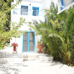 Esmana Hotel